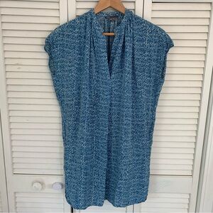 Vince 100% Silk Tunic Shift Mini Dress Blue Print Womens XS Pockets Quiet Luxury